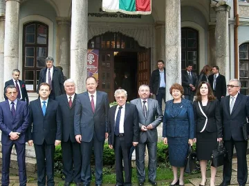 Кворумът в парламента бил проблем и преди 135 години