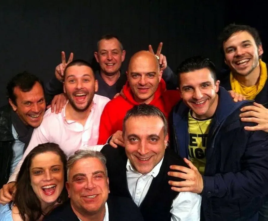 Джаро става шеф на ченгета в "Агенти"