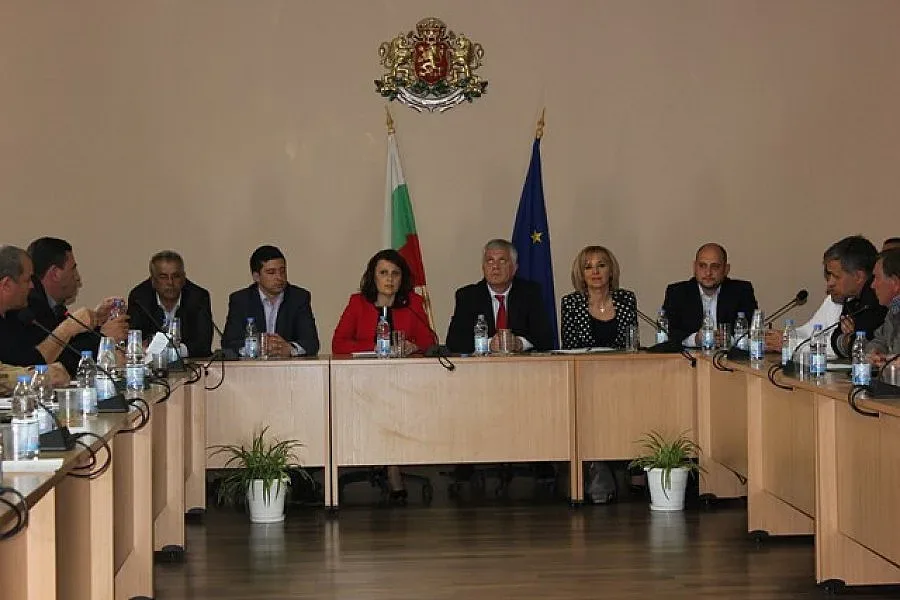 Зам.-министърът на земеделието на среща за дървесината в Кюстендил