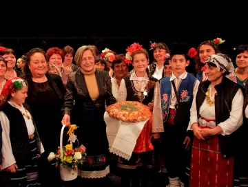 25 артисти съживиха Еньовден 