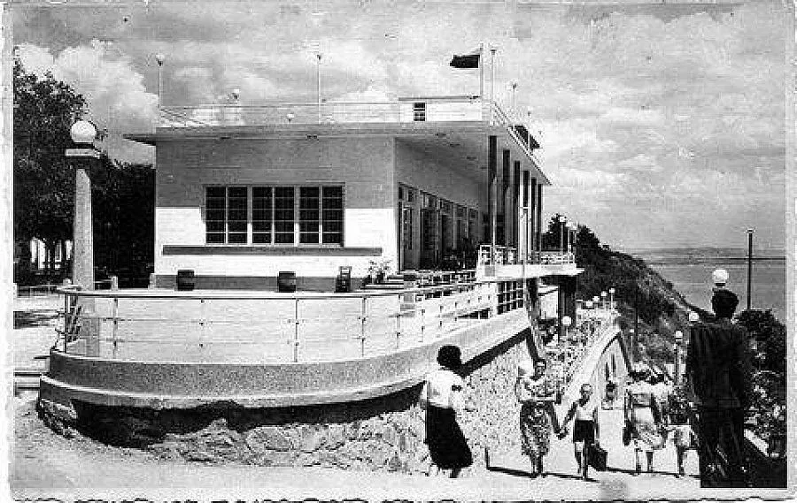 Принц Кирил разпуска в казиното на Вършец