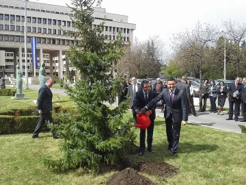 Расмусен: Русия сама се изолира, но оставяме дипломатическите канали отворени