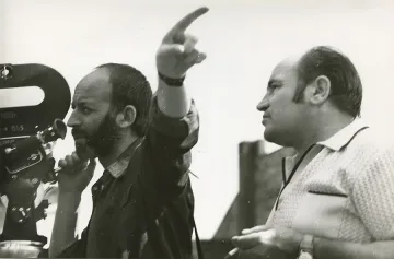 Парцалев брани бащата на "Козият рог"