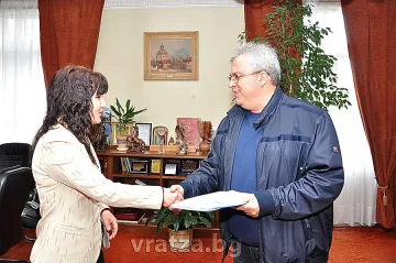 Хранителната банка във Враца раздава продукти на бедните