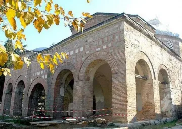 Съдът решава, дали да спре делото за Чифте баня