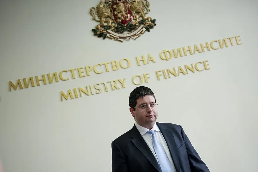 Чобанов видя риск в ниските такси за ВУЗ
