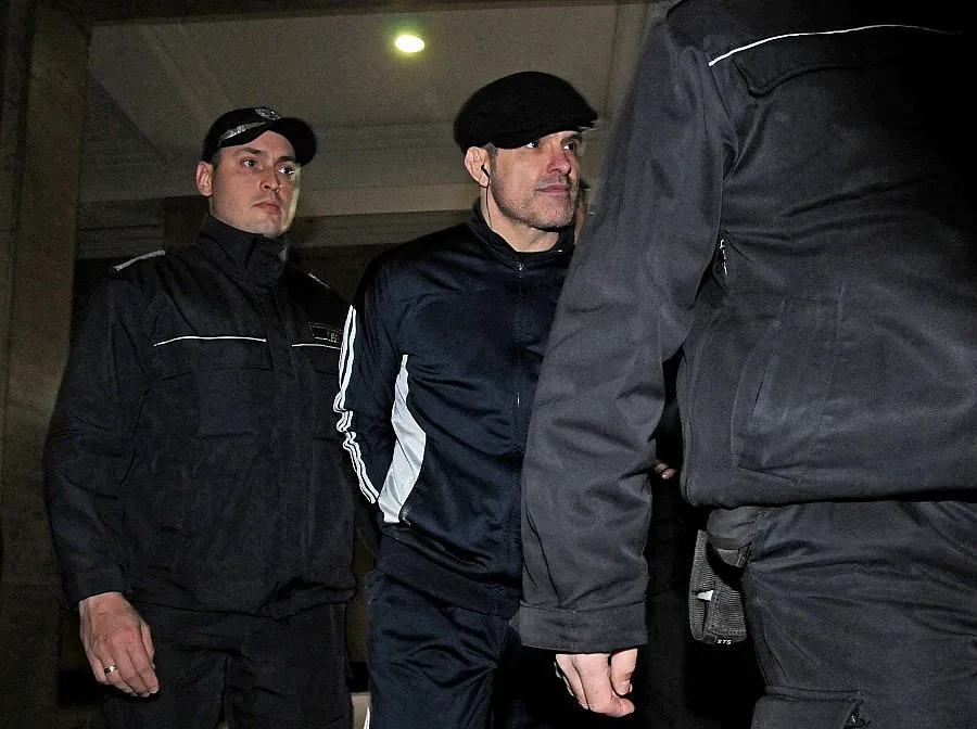 Бермудски триъгълник за тонове дрога