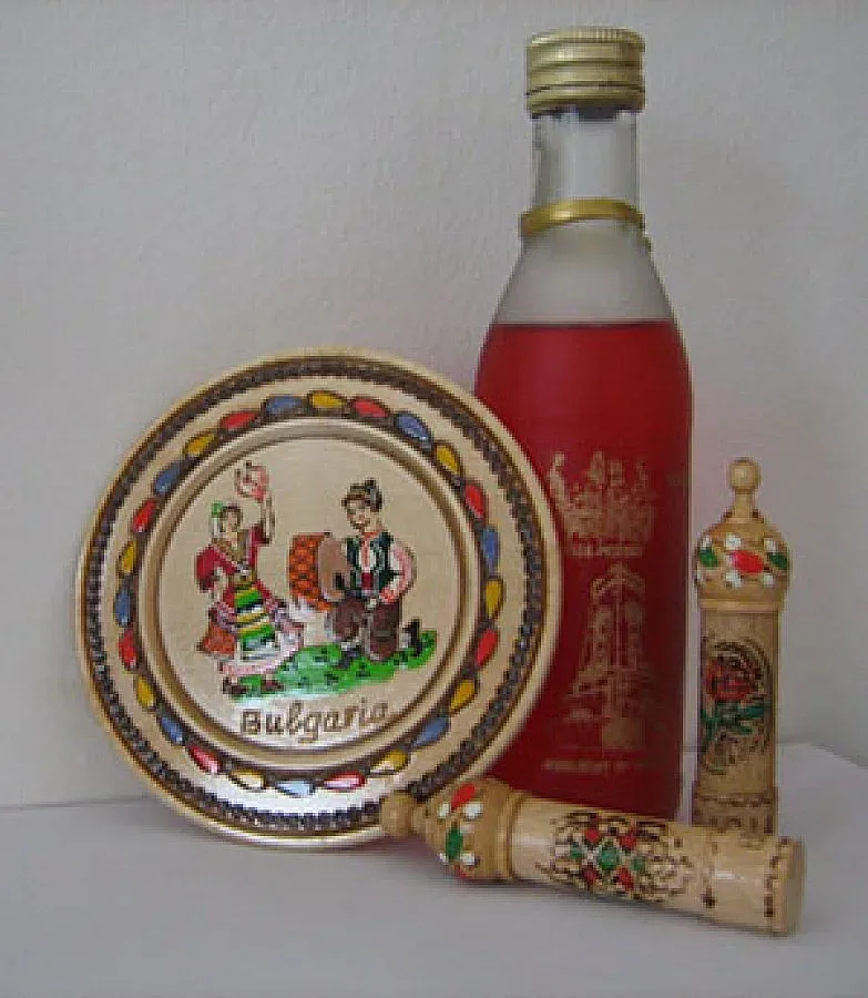 Ликьор от роза е хит за лятото