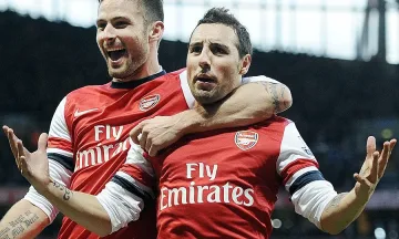 Арсенал иска Икер Касияс