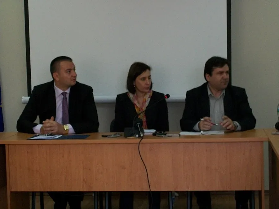 ДКЕВР учи абонати как и докъде да пишат жалби