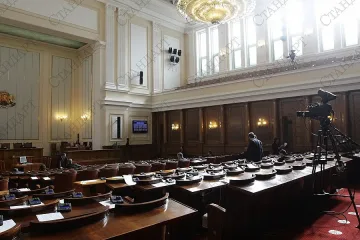 Народните представители гласуваха почивката си за Великден