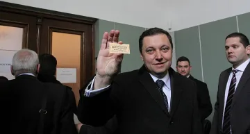 Яне Янев осъди Сидеров за близо 55 хил. лв.