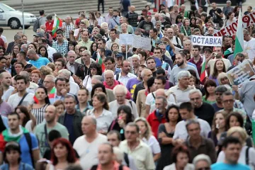 300 дни демонстрации срещу кабинета