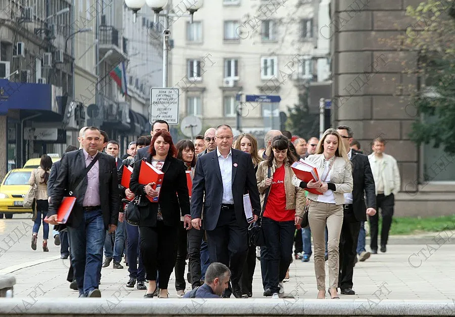 Последен ден за регистрация на партиите в ЦИК за евровота