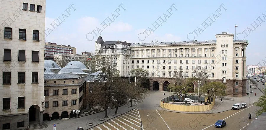 Сряда започва със слънце