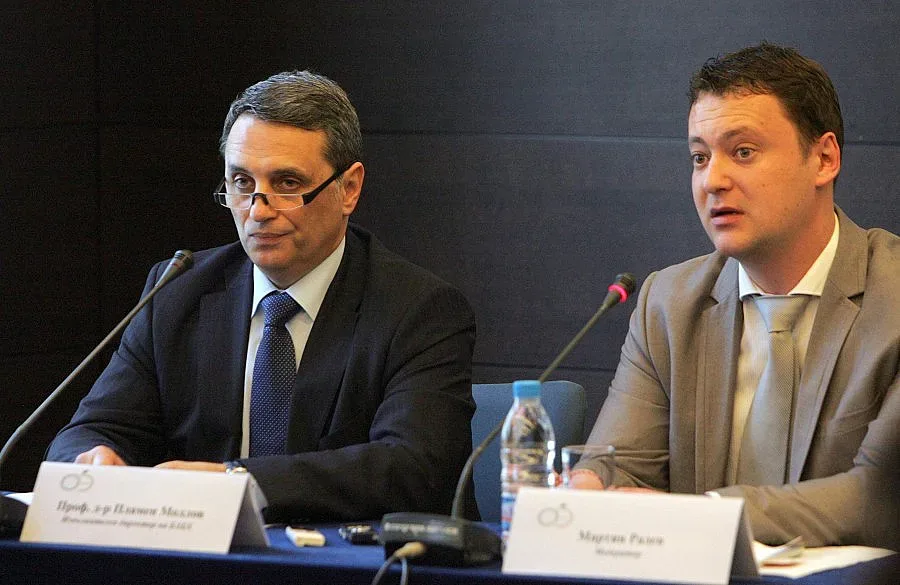 Доброволци ловят опасни храни