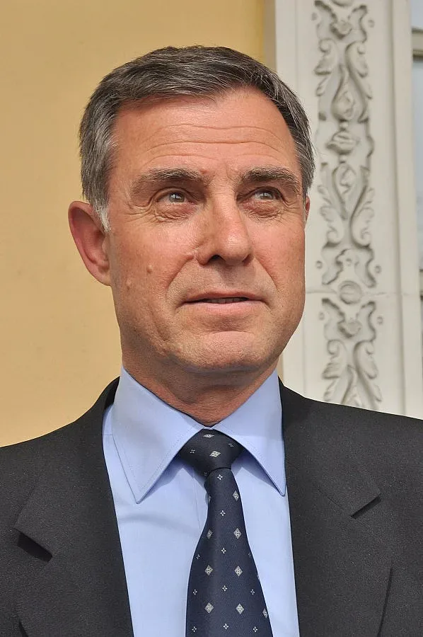 Спешно ни трябва по-модерна армия