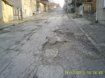 Село на бунт заради разбити улици