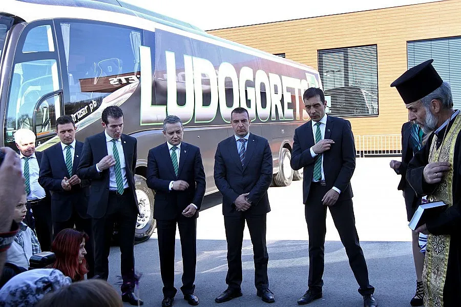 "Лудогорец": Взимаме Венгер, но за школата