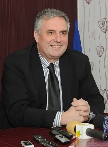 Калфин: Шефът на НАТО идва да си вземе довиждане