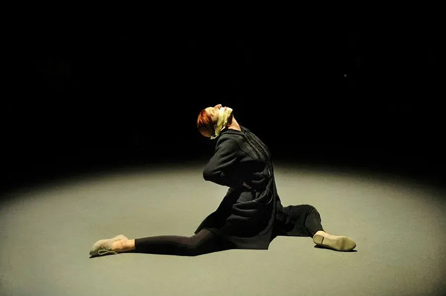 Танци в "Червената къща" и "Сфумато"