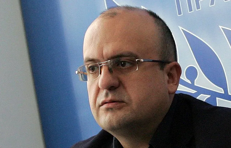 Костадинов: Няма прегръдка ДПС - ГЕРБ