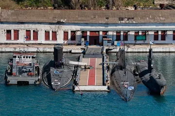 НАТО затяга обръча около Русия