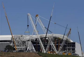 Блатер размаха пръст на Бразилия