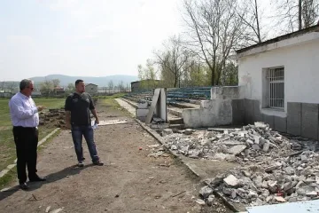 Модернизират стадион "Родопи" в Момчилград