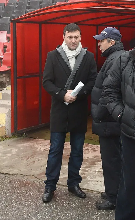 Не сме "Барса", откри Рендето