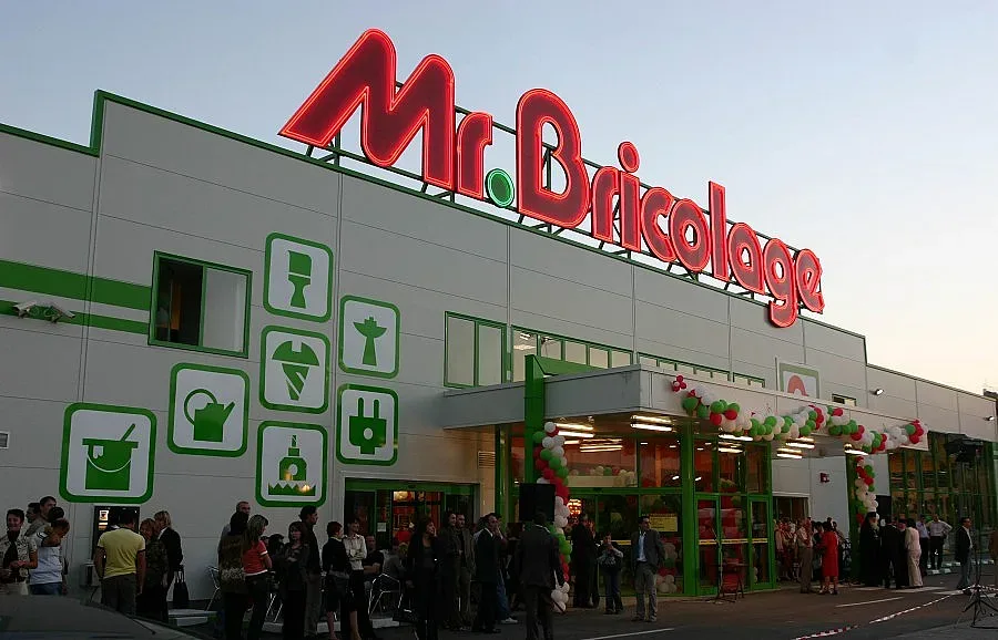 Британска компания иска да купи "Мосю Бриколаж"