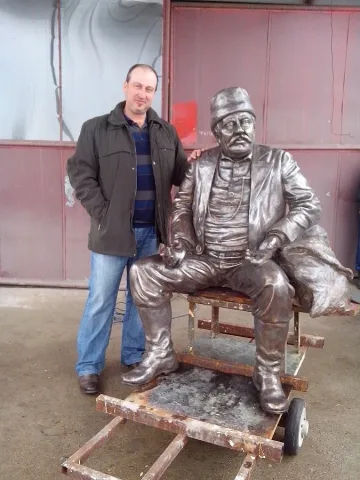 Вдигат първия у нас паметник на Бай Ганьо