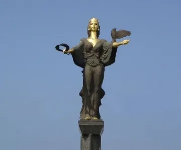 Честваме 135 г. от обявяването на София за столица