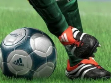 Ристосков свири "Левски" - Черно море, вижте всички наряди