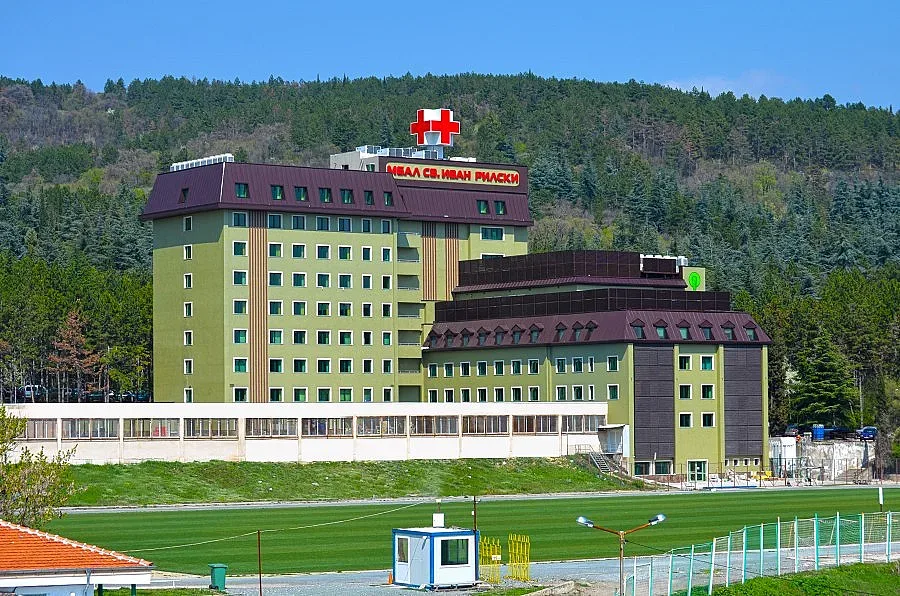 Отвори врати най-модерната извънстолична болница