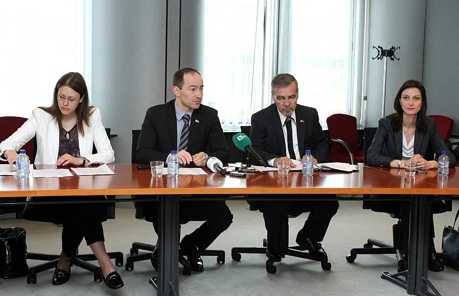 Евродепутати: Всички решения за Украйна са в дългосрочен план