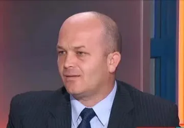 Още един депутат си закупи акции на ЦСКА  