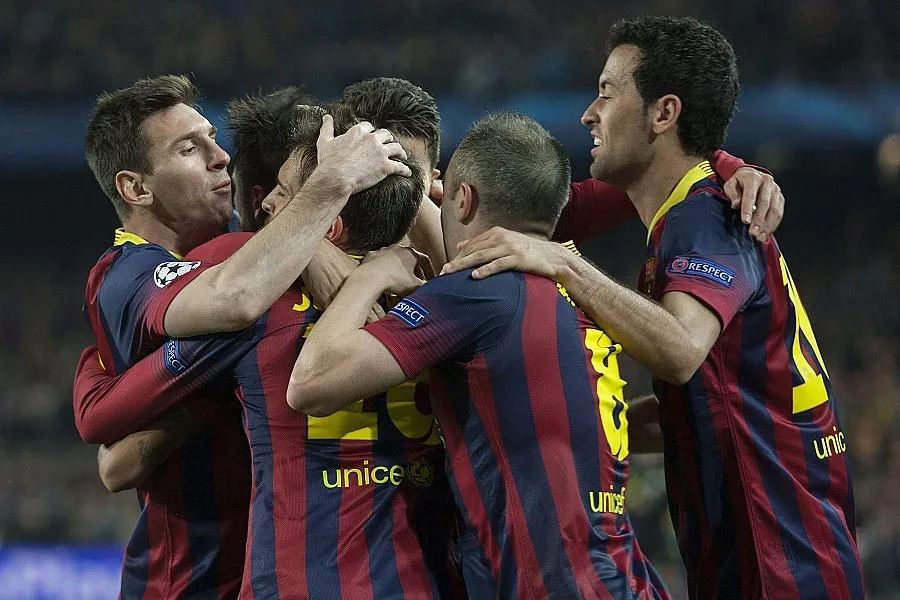 ФИФА спря трансферите на Барселона до лятото на 2015 година