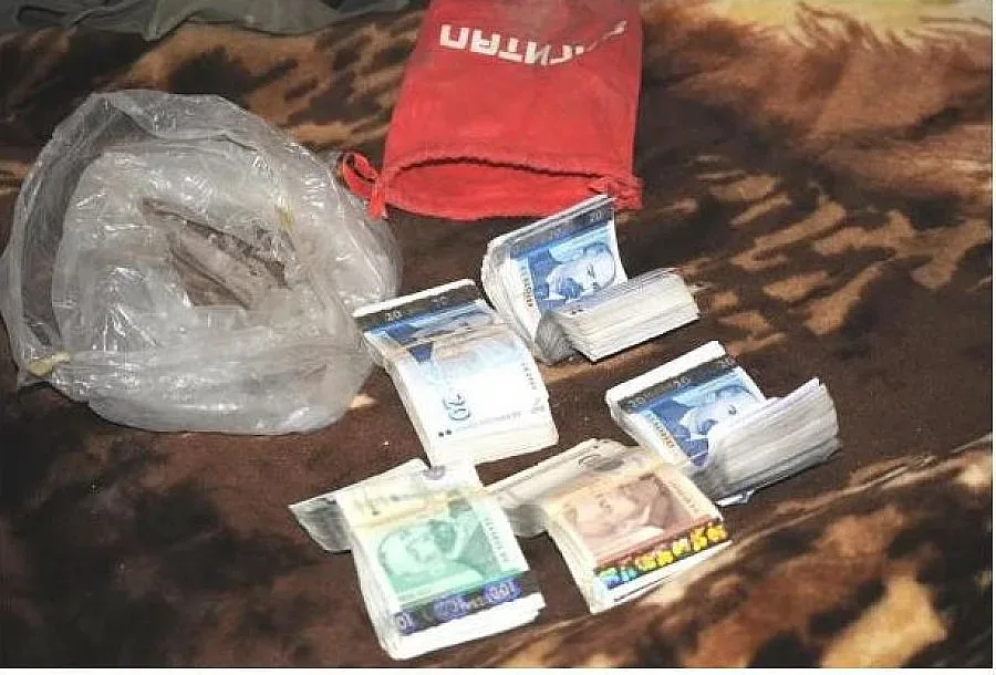 Апаши профукали 50 бона за дрешки