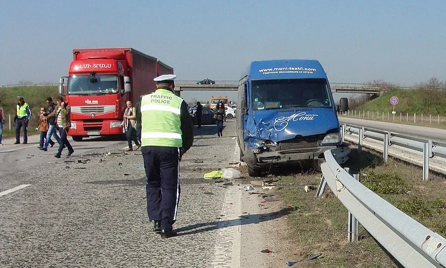 Образуваха дела за верижните катастрофи на АМ "Тракия"