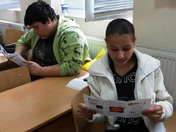 Местят миниматура за 7 клас заради евровота