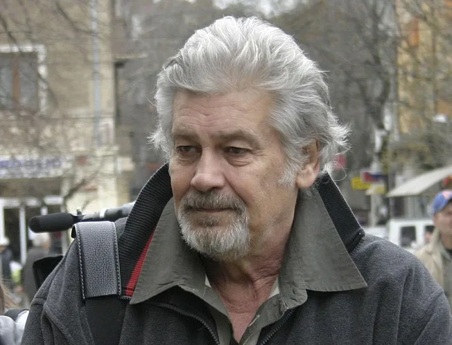 Джаро възкръсва във "Фамилията"