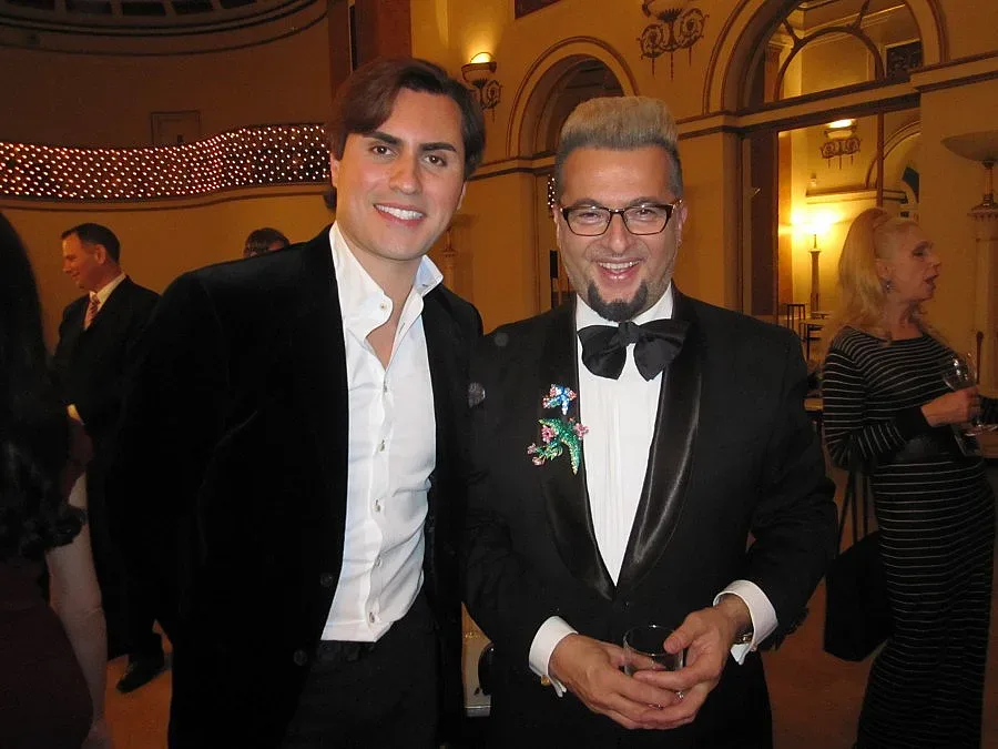 Минчев купонясва с милионери в Лондон