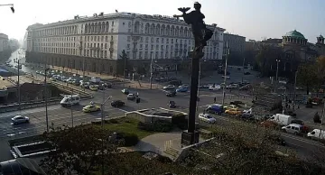 Студено утро, топъл понеделник