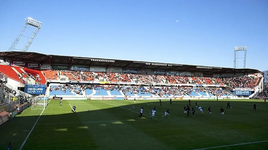 Фен загина на старта на първенството в Швеция