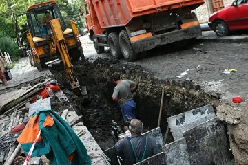 "Изток" и "Хладилника" без вода в понеделник