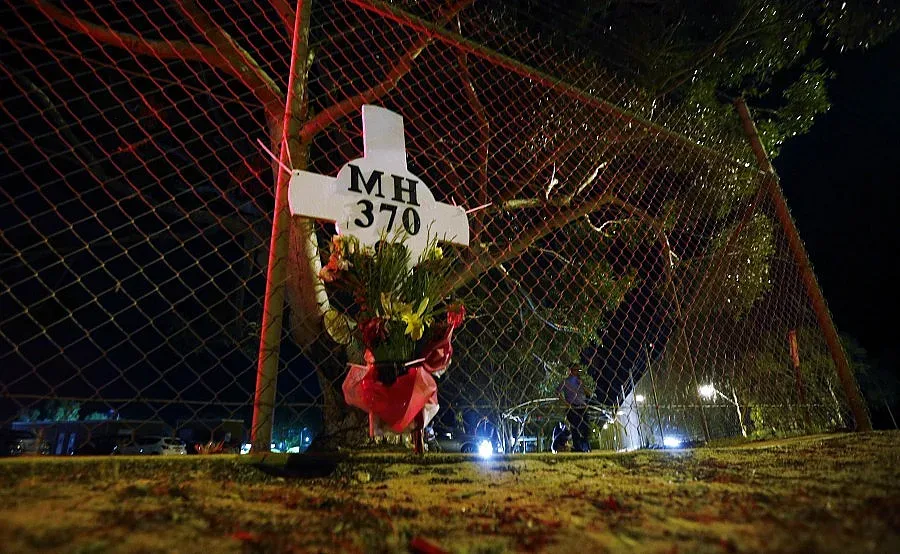 Откриха още отломки от малайзийския самолет