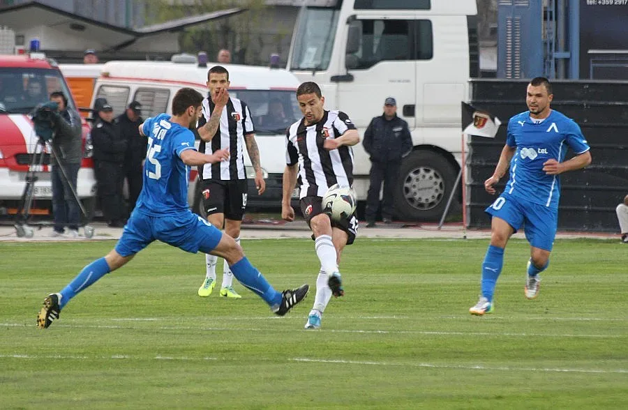 Топузаков сплотява "Левски" в Правец