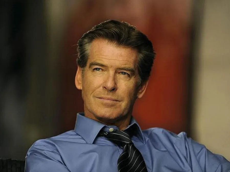 Броснан се завръща за "Непобедимите"