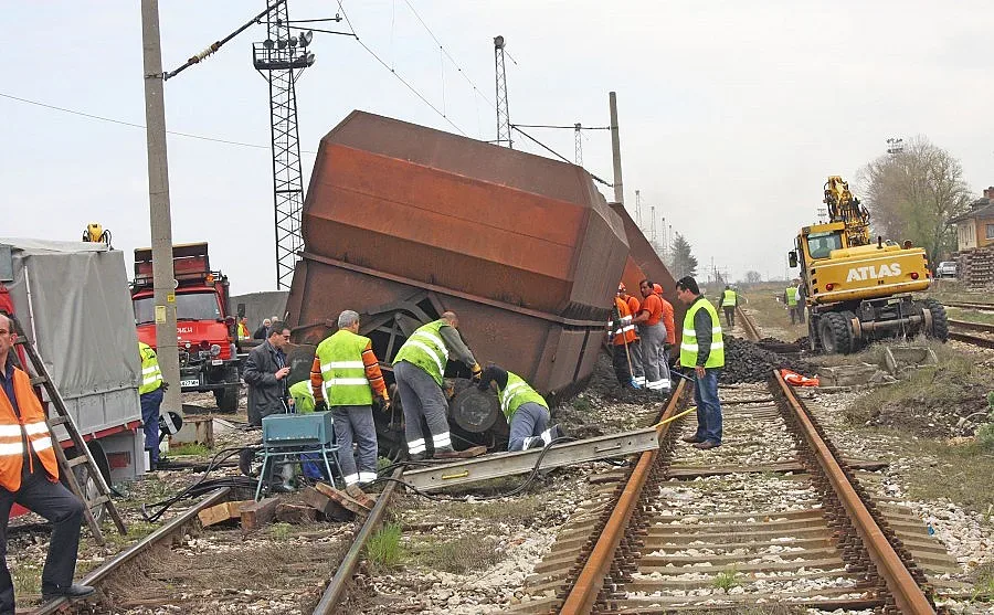 Ковачки спря влаковете  между София и Пловдив (ОБЗОР)